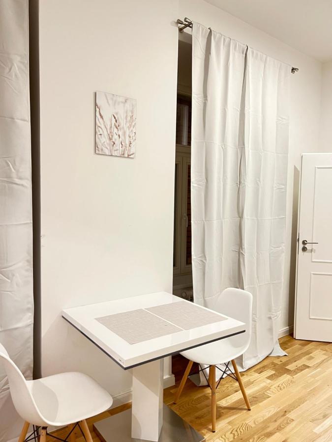 New Apartments Chain Florenc Praga Zewnętrze zdjęcie