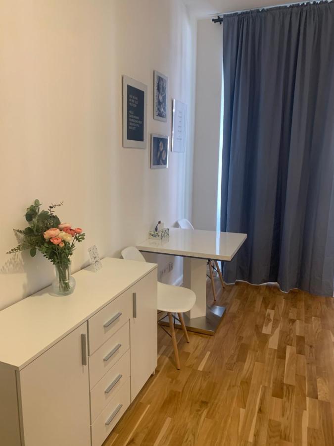 New Apartments Chain Florenc Praga Zewnętrze zdjęcie